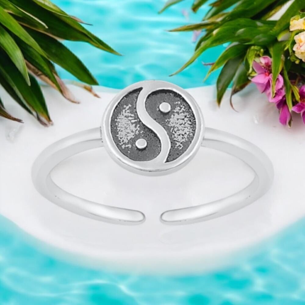 Yin Yang Sterling Silver Toe Ring